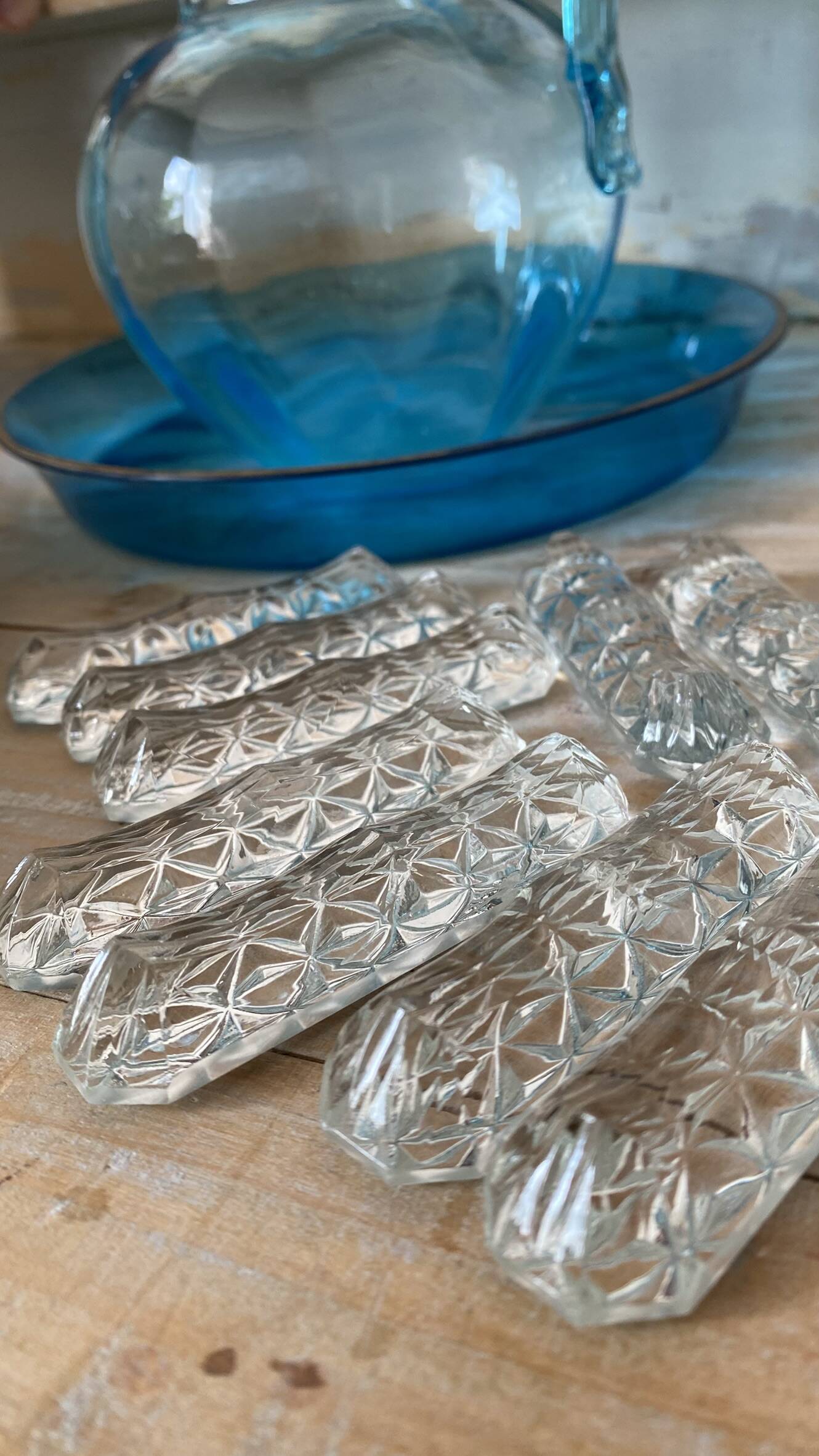 Moulded glass knife rest, 1950s-60s