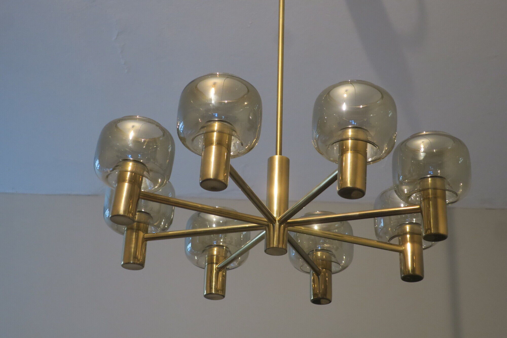 Mid-century 8-arm brass & glass chandelier