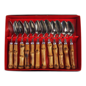 ensemble de 12 cuillères