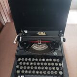 Machine à écrire ERIKA Model M années 1930
