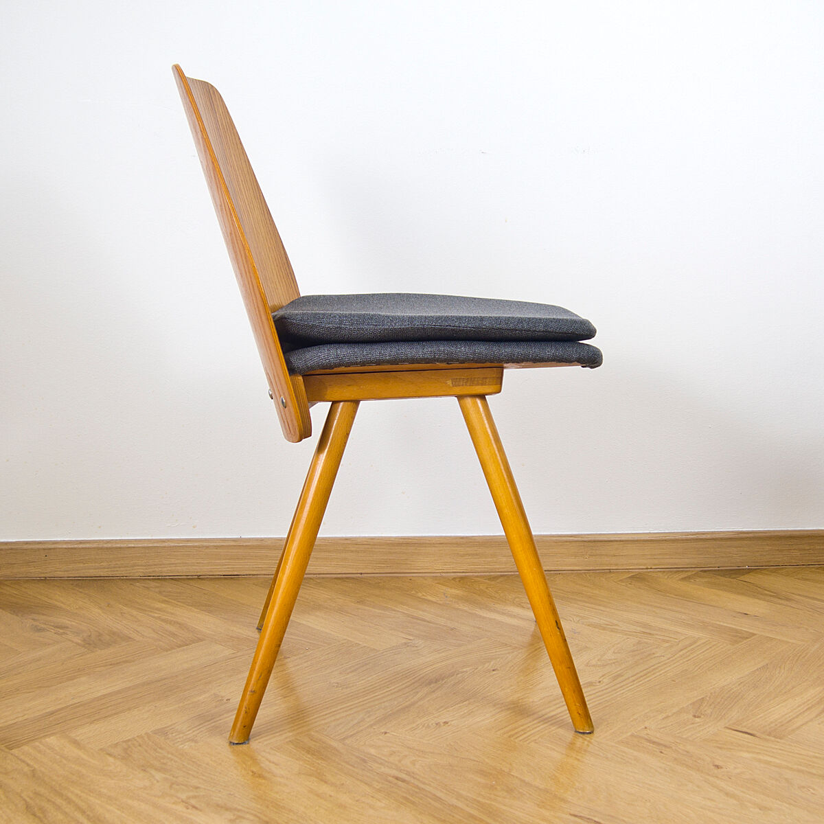 Ensemble de 4 chaises F. Jirak, années 1960