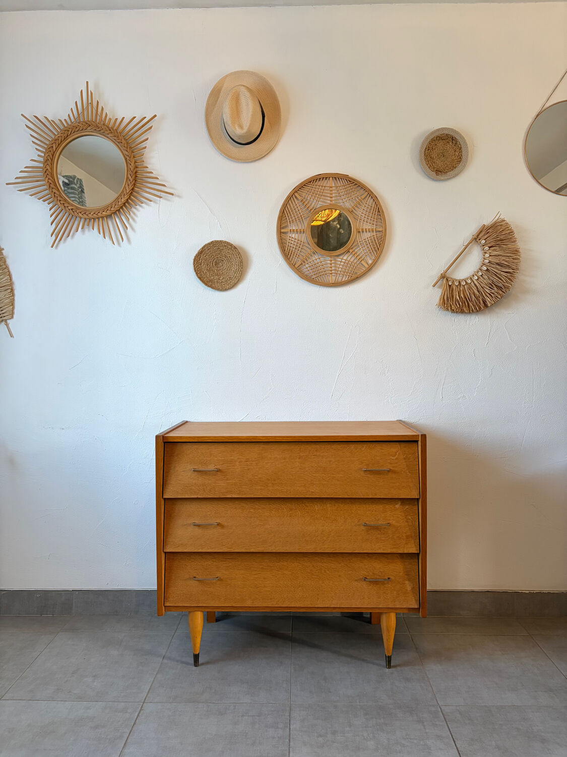 Vintage oak chest of drawers from the 1960s.
