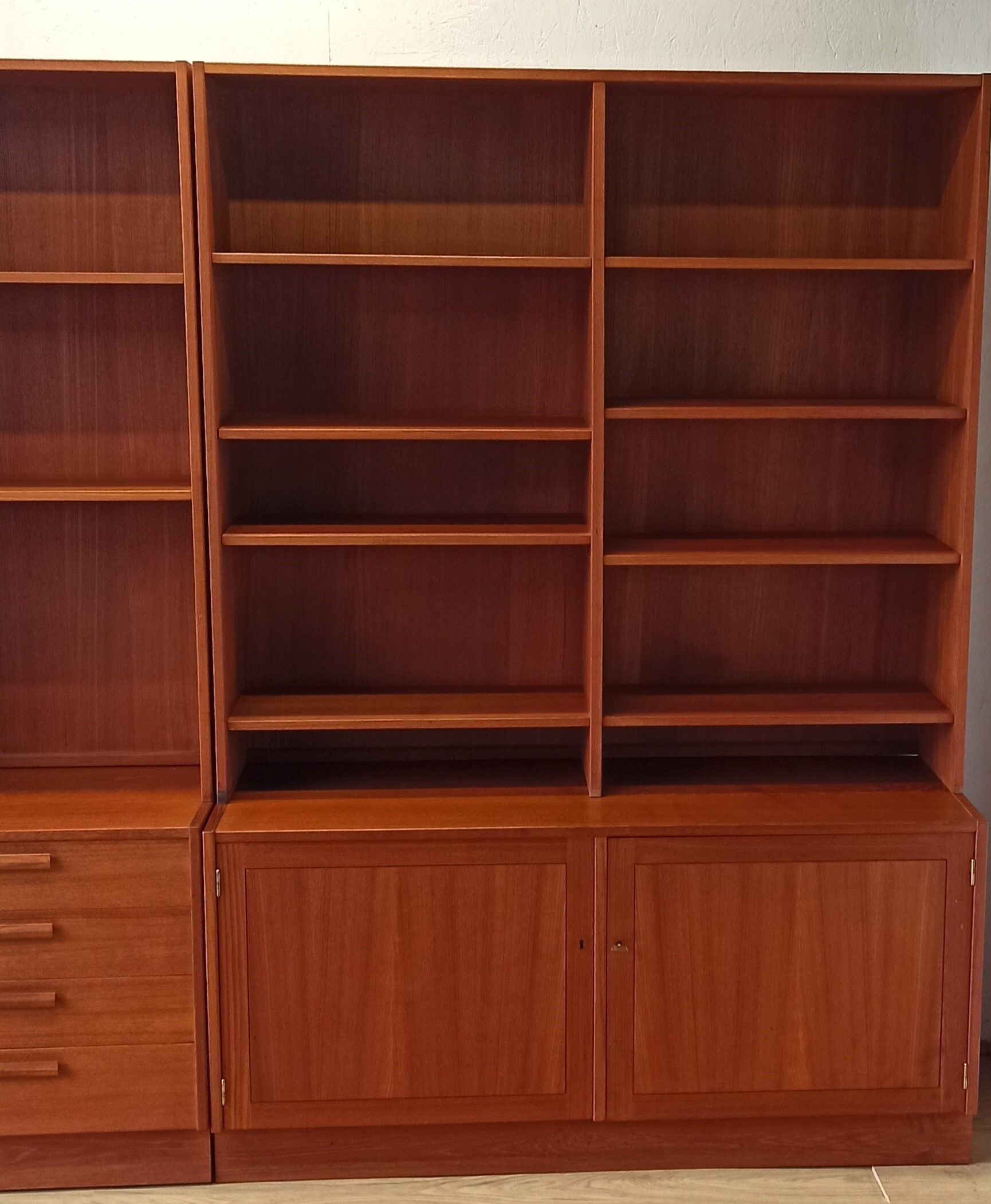 Bookcase by Nils Jonsson for Troeds, 1960