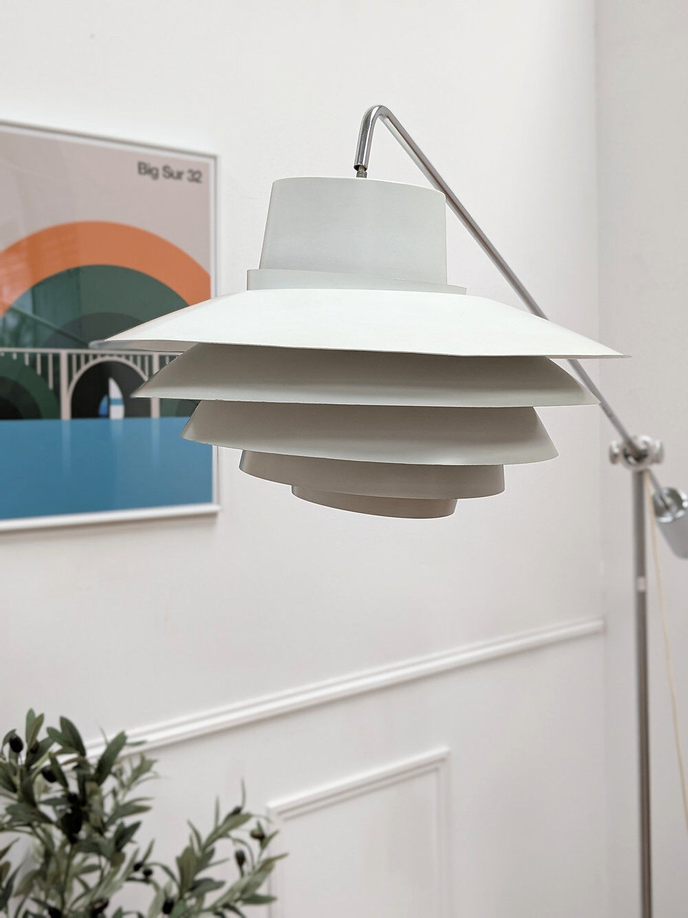 Modular floor lamp
