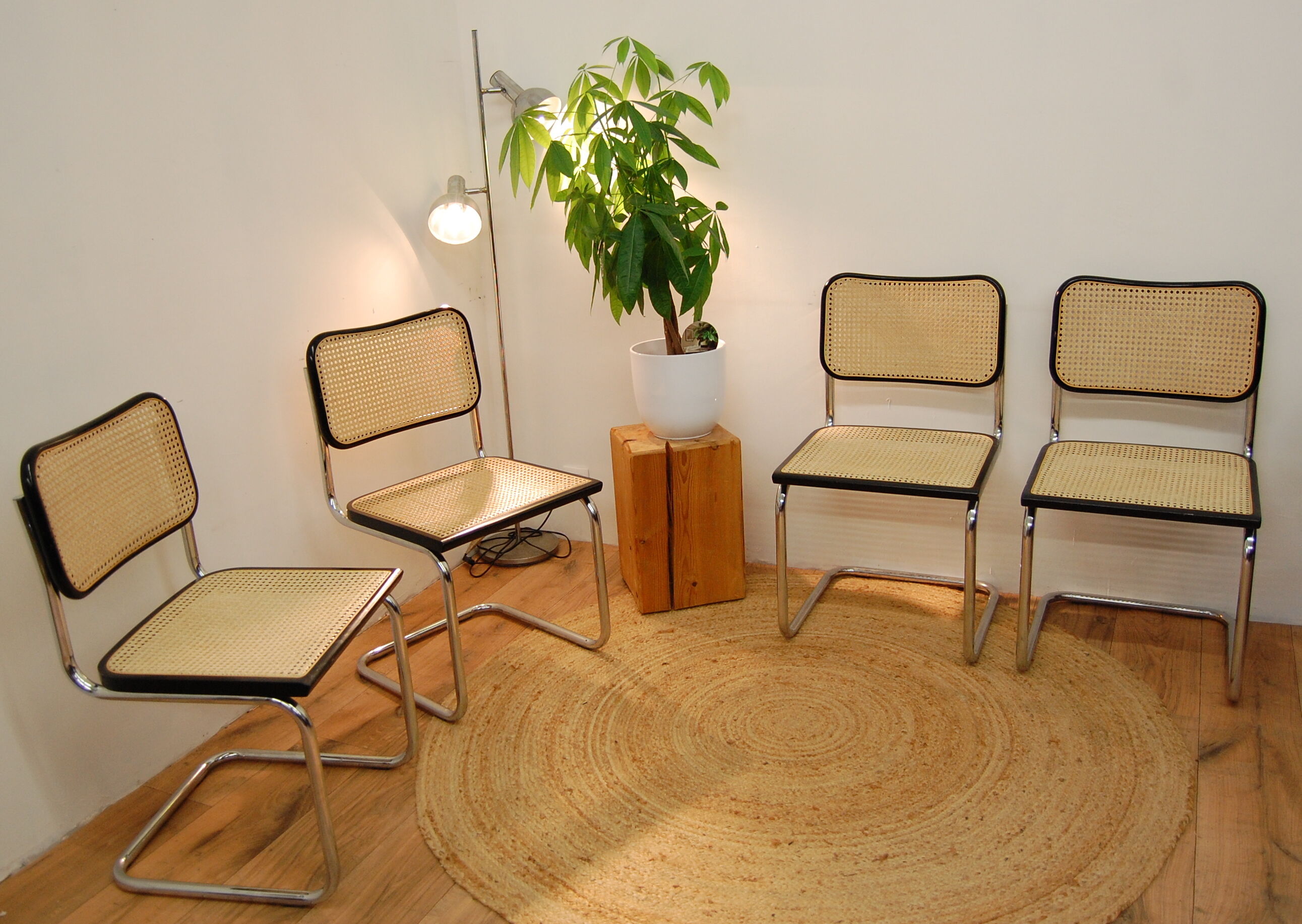 Chairs cannage Marcel Breuer model b32