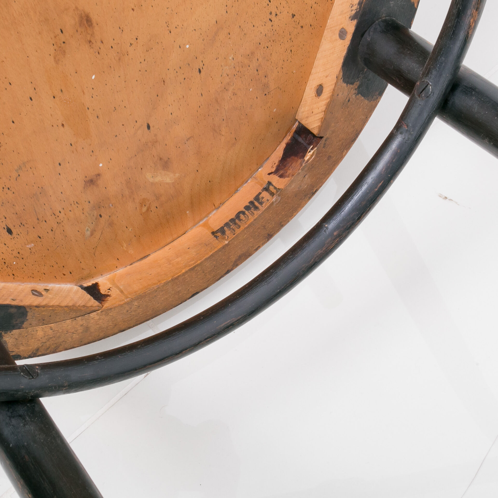 Armchair proj. M. Thonet, 1920