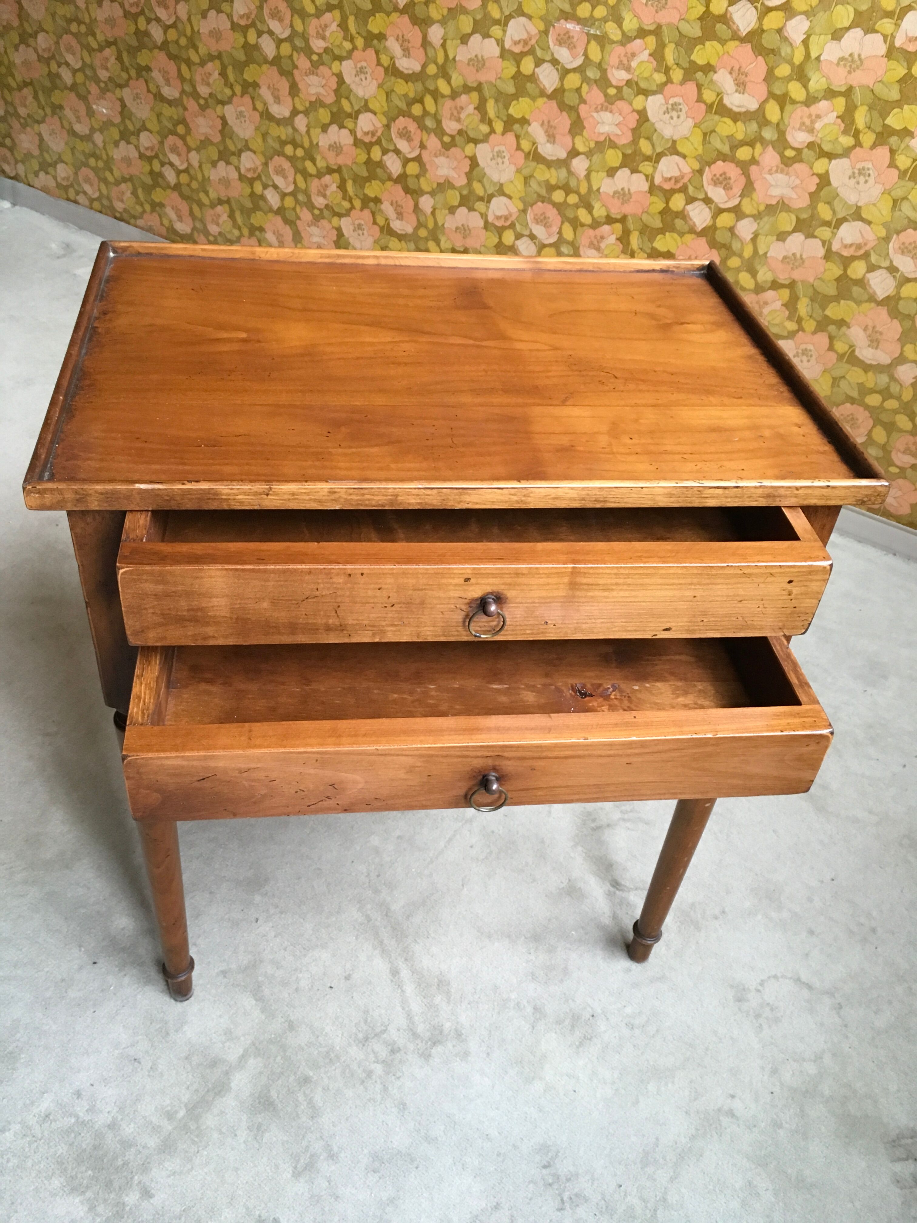 Table de chevet ou d’appoint