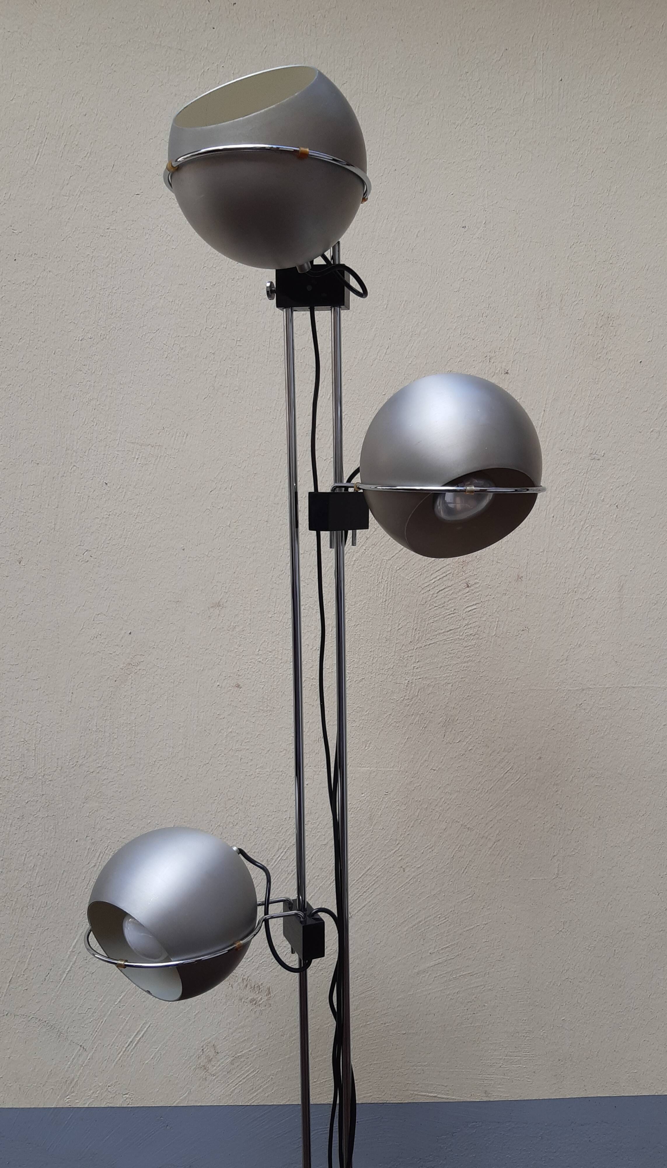Floor lamp 3 globes "eyes-ball" by Goffredo Reggiani, 70s