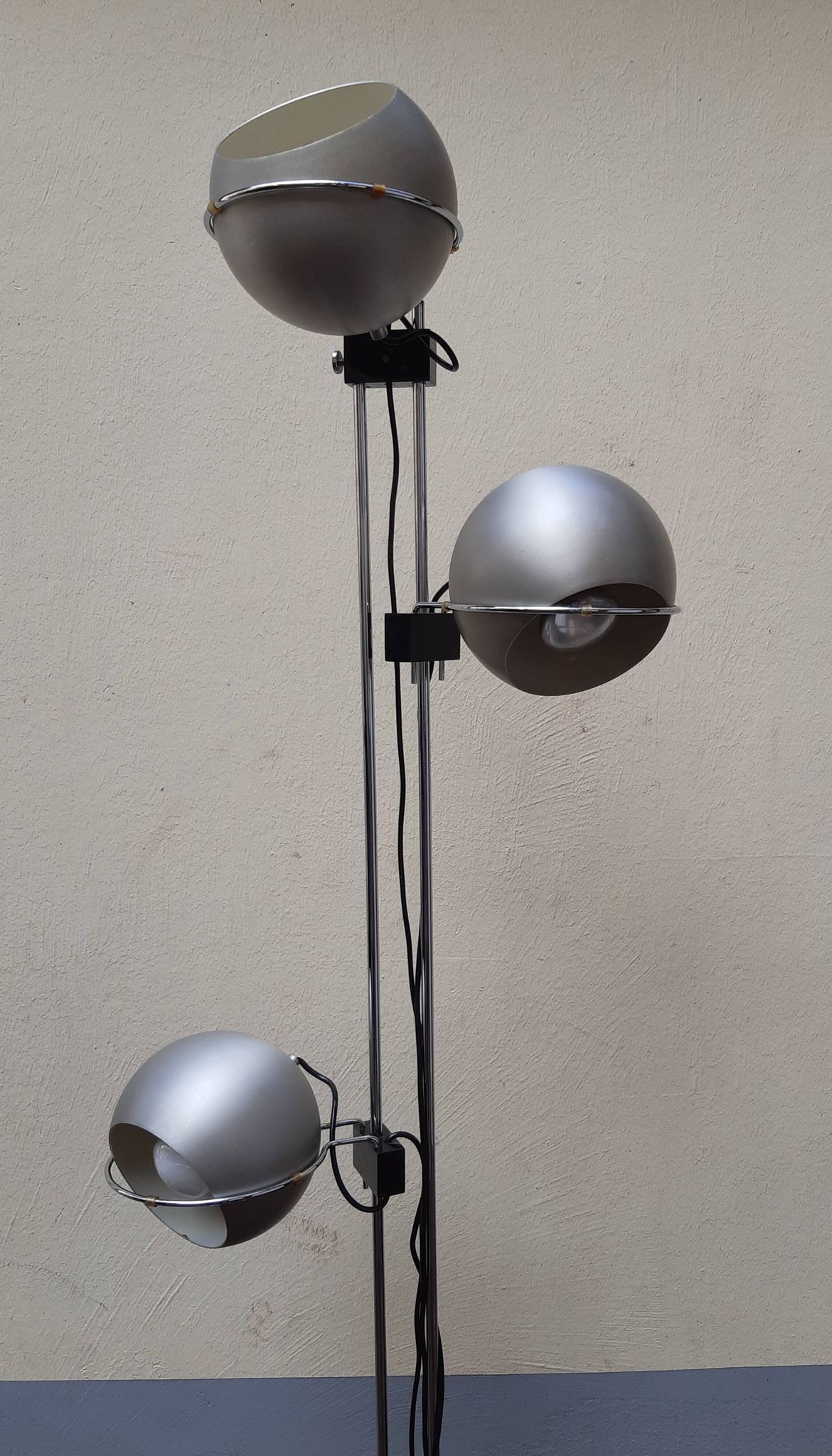 Lampadaire 3 globes "eyes-ball" de Goffredo Reggiani,années 70
