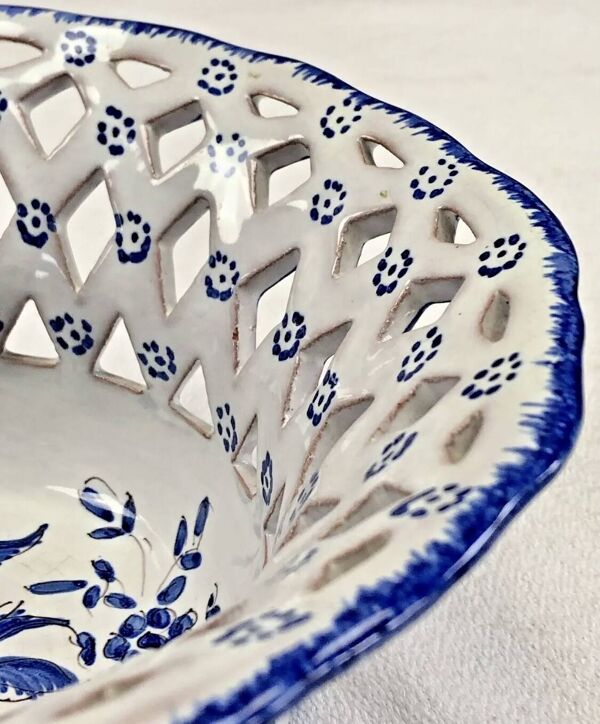 Ancienne coupe corbeille à fruits à pain ajourée Martres Tolosane