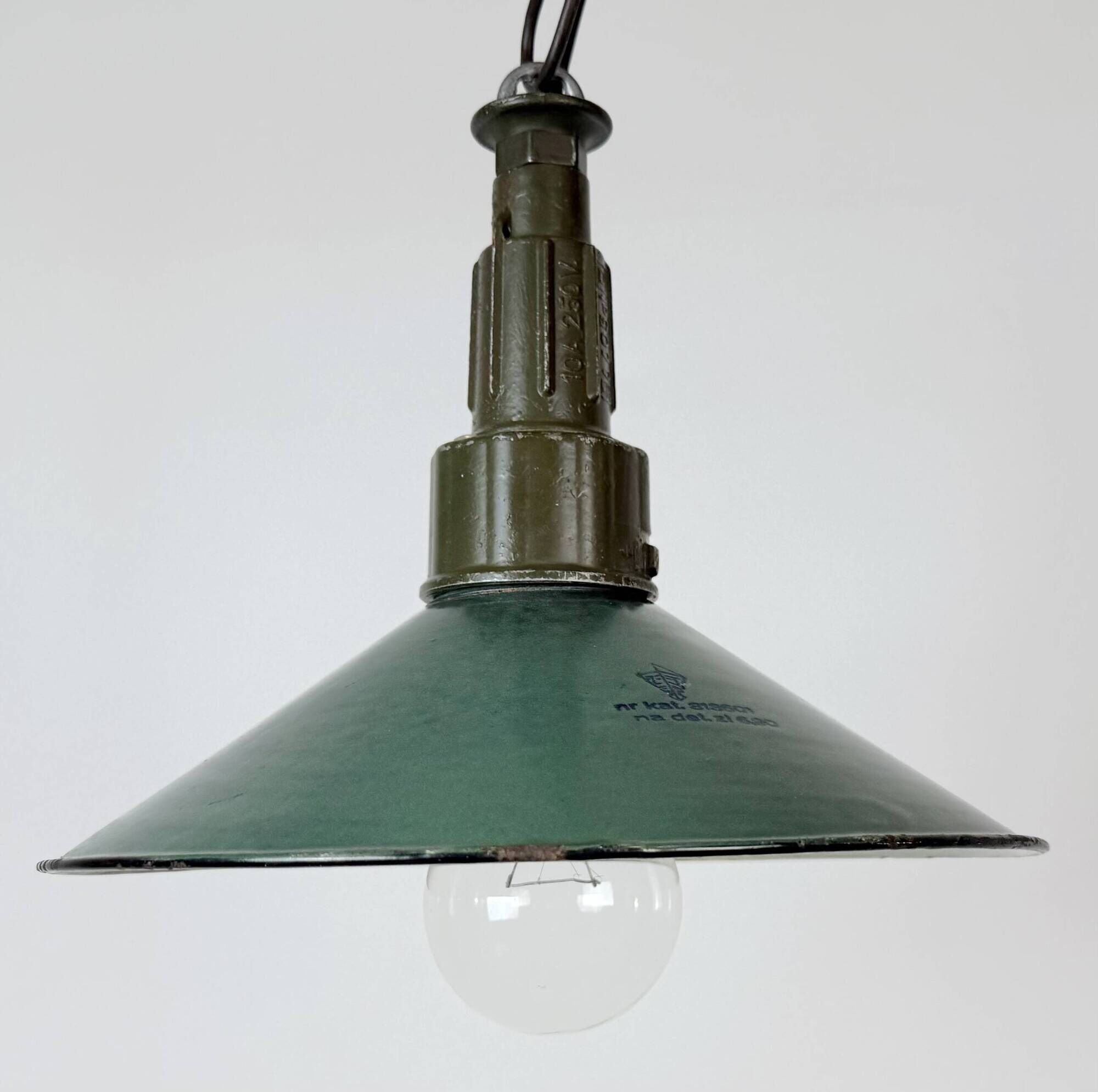 Industrial Green Enamel Military Pendant Lamp with Cast Aluminium Top, 1960
