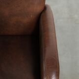 Set of 4 nicely finished dining chairs/side chairs with armrests made of cowhide leather