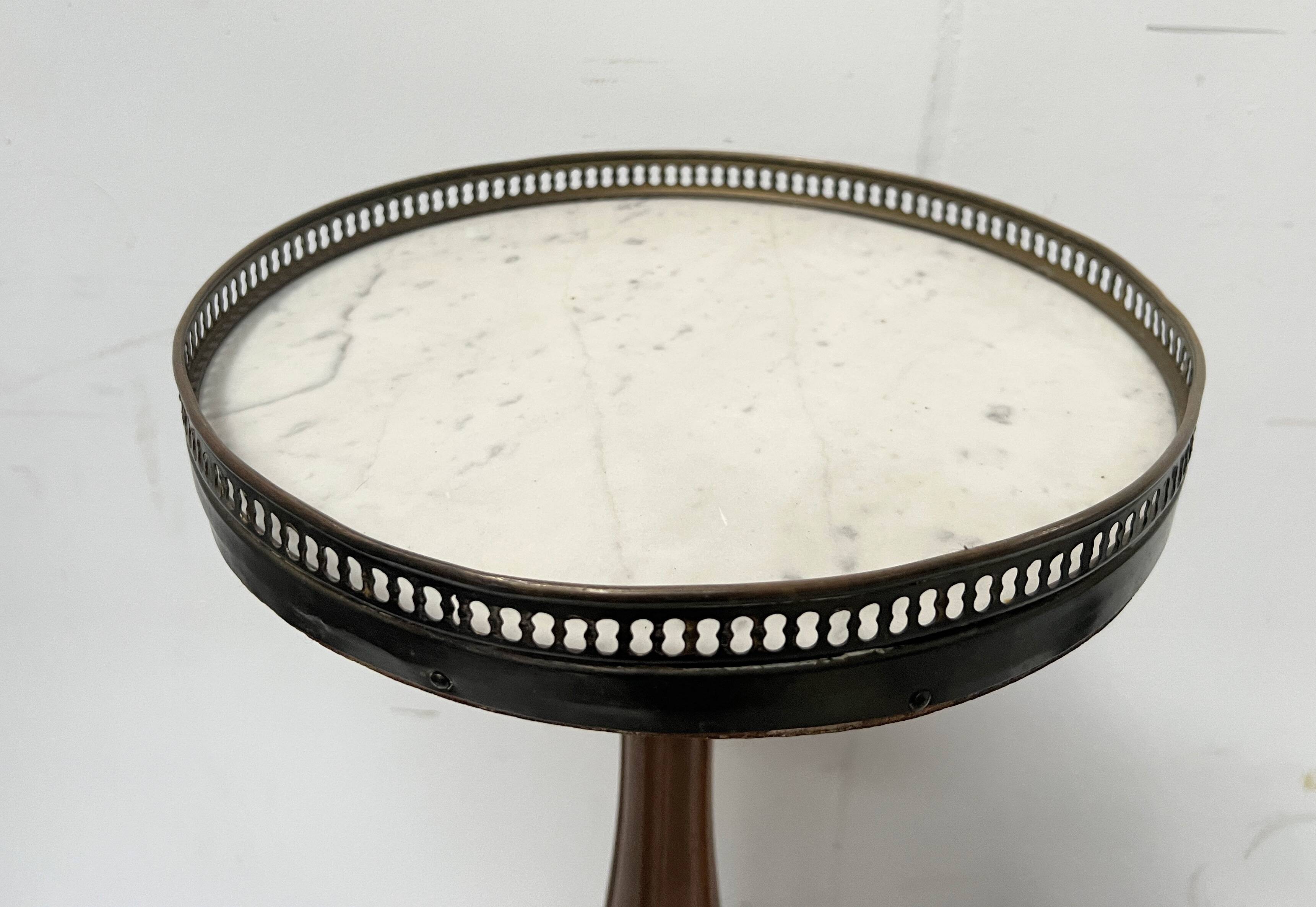 Louis XVI style side table in beech and marble, 20th century.