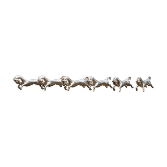 Rests horse knives