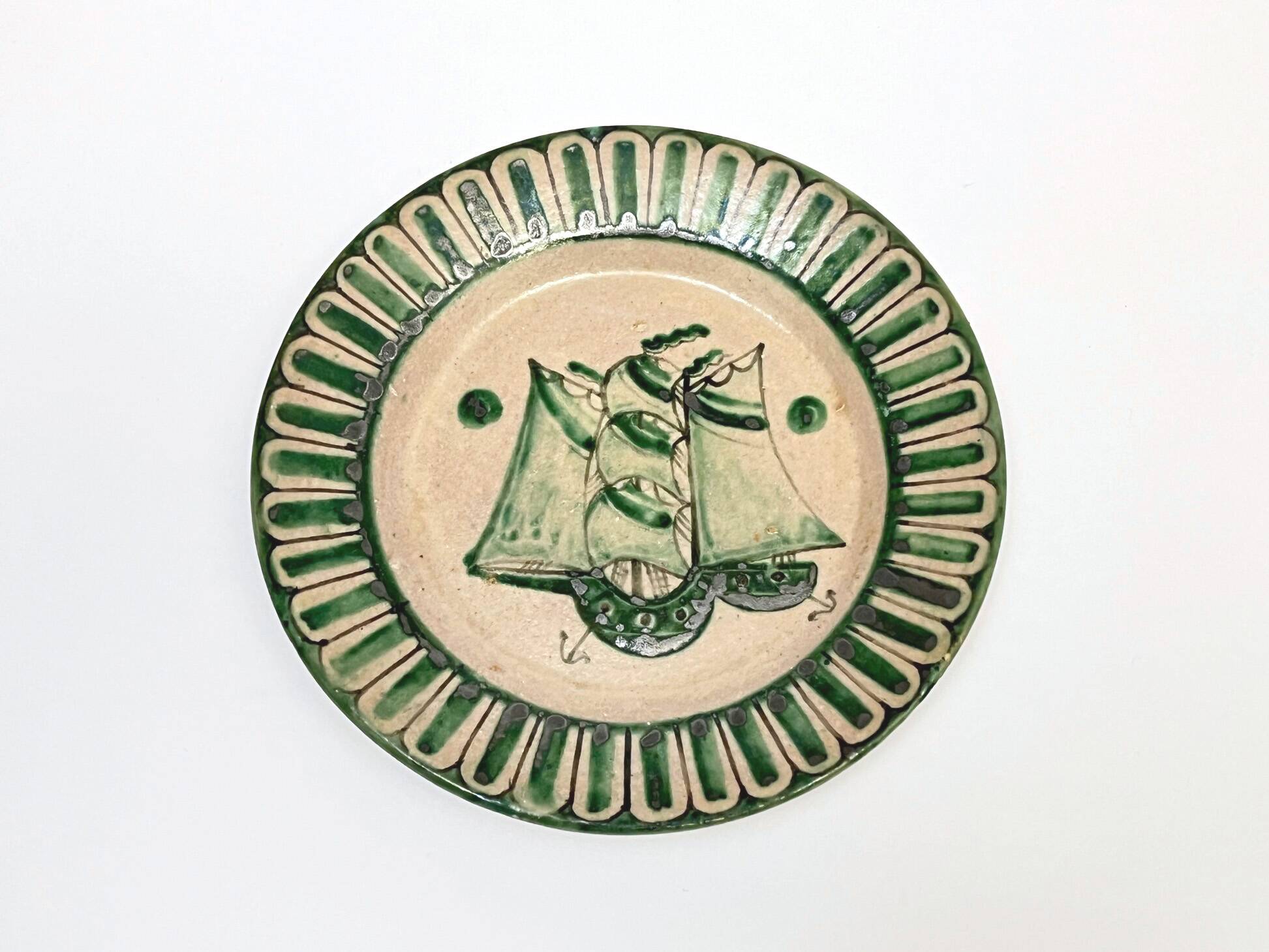 4 Vietri plates decorated by Fabbrica Ceramica Avallone, 1930s
