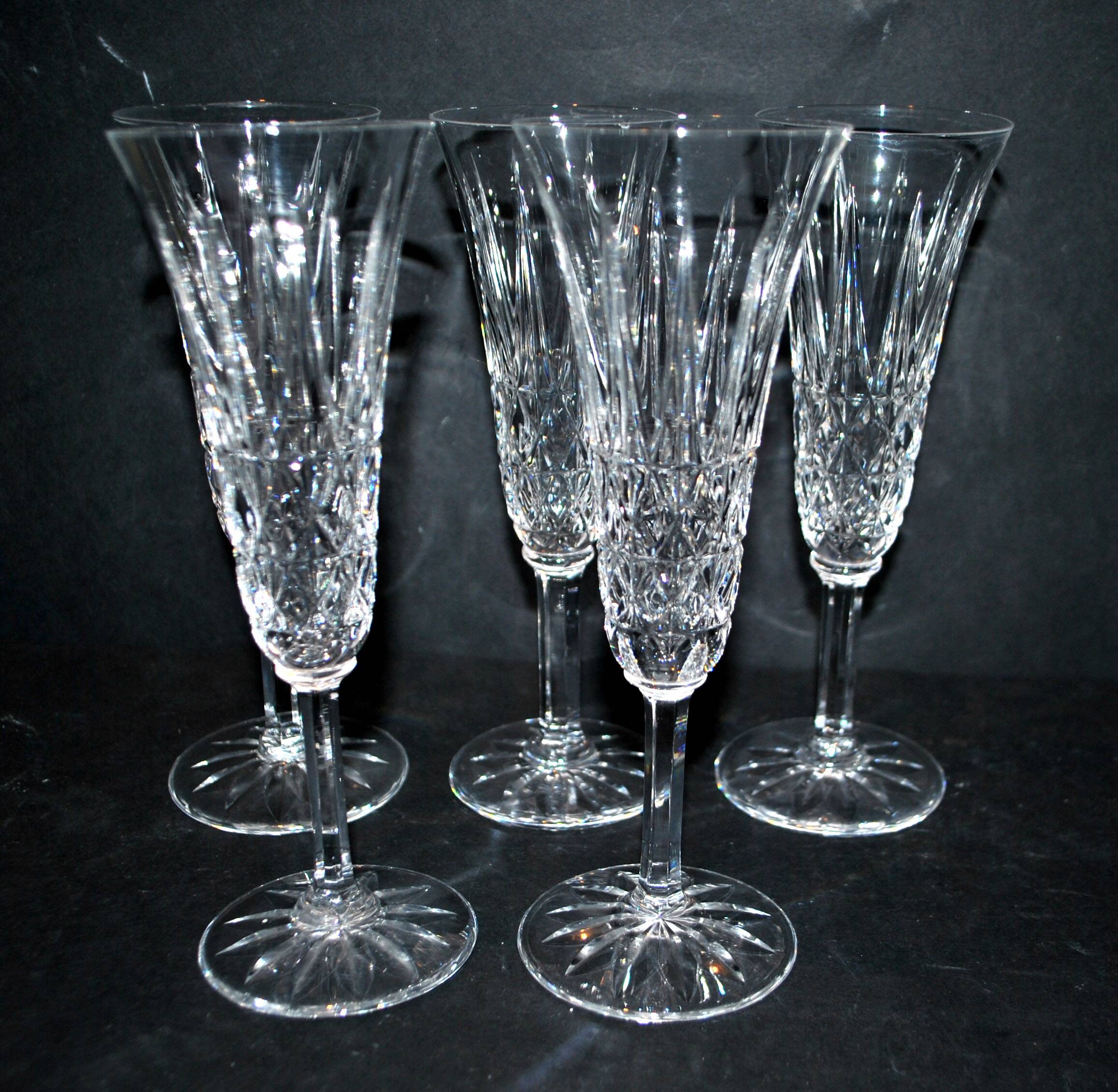 Set of 5 tarn champagne flutes in cut crystal from saint-louis h18.7cm