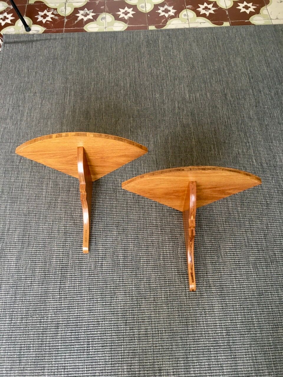 1950s corner shelves