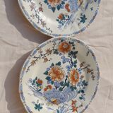 2 flat plates in Gien earthenware model rooster and peonies year 1940