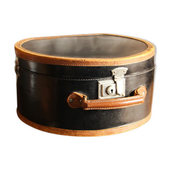 Boîte à chapeaux