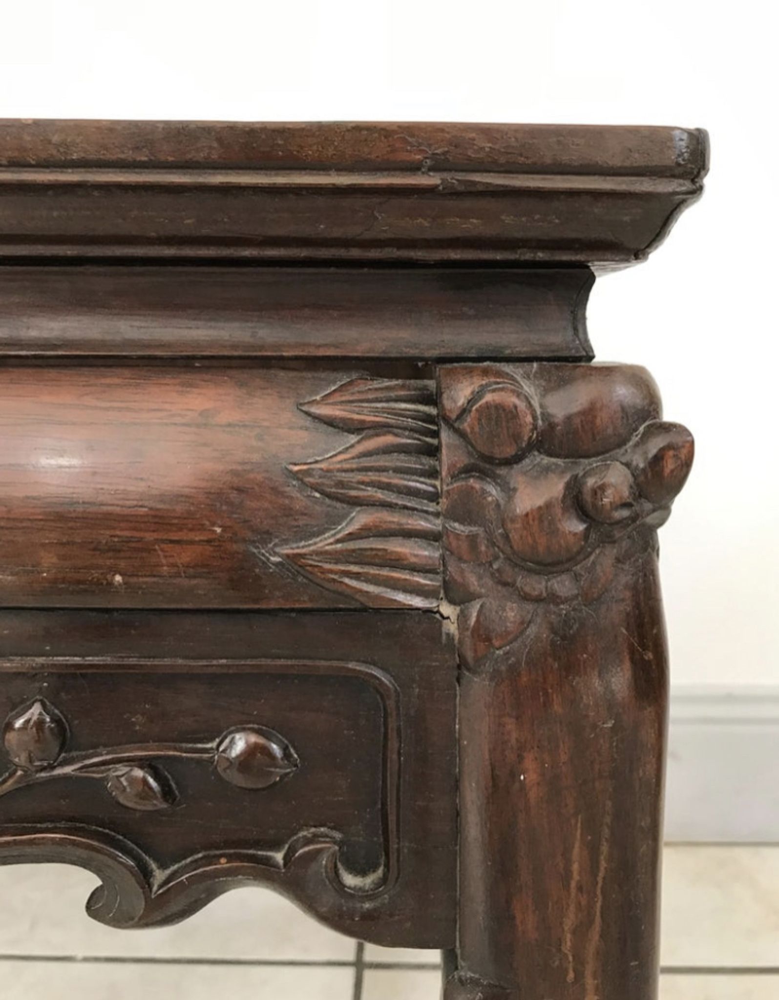 Table d'appoint en bois de fer et marbre de Chine Circa 1900