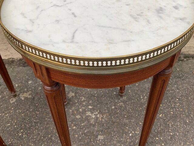 Table basse bouillotte de style Louis XVI