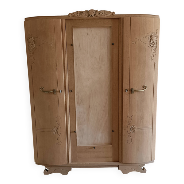Armoire Art Déco rénovée Bon état -  reconditionné disponible sur Selency
