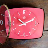 Formica vintage silent wall clock "Japy Electric Raspberry"