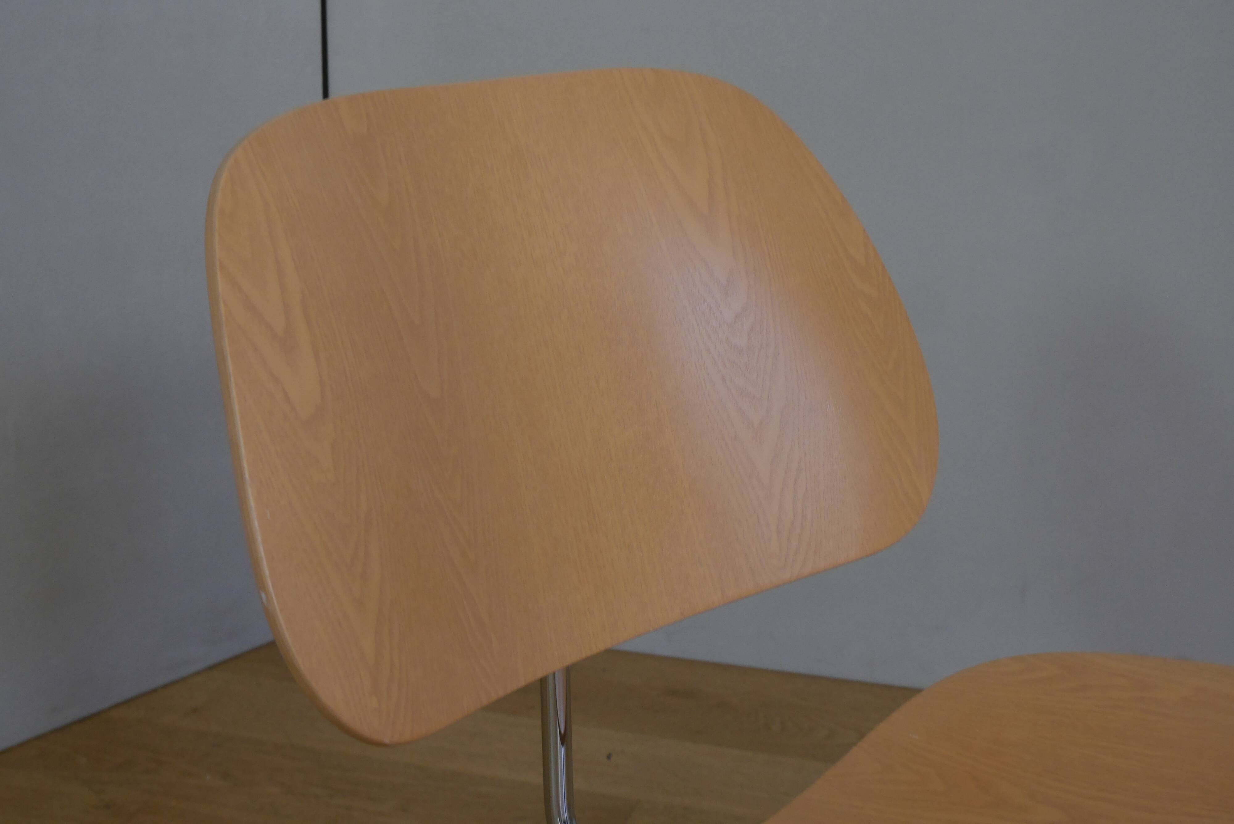 Pair of LCM chairs by Charles & Ray Eames, vitra edition