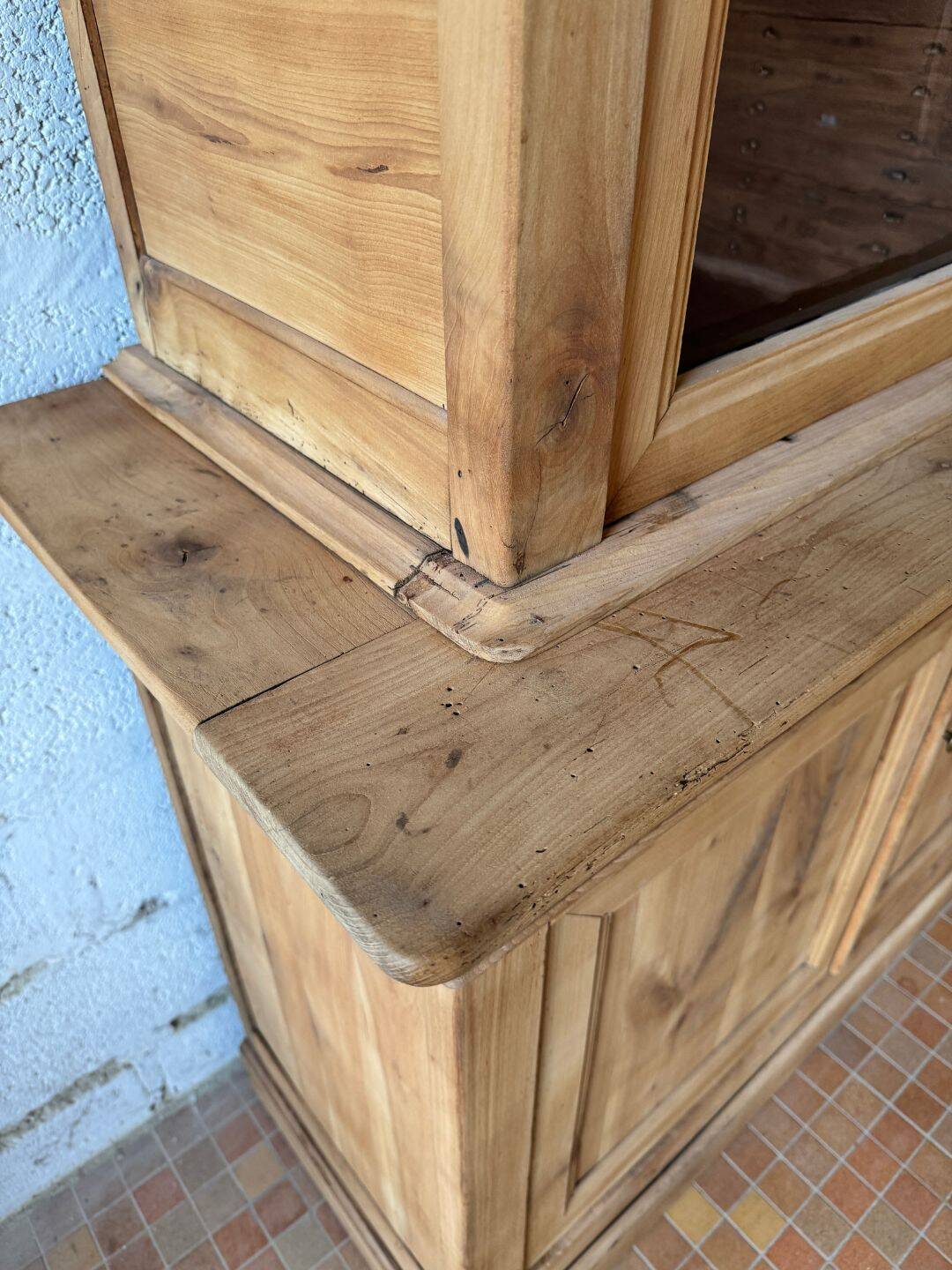 Two-body buffet in solid cherry wood - Mid 19th century