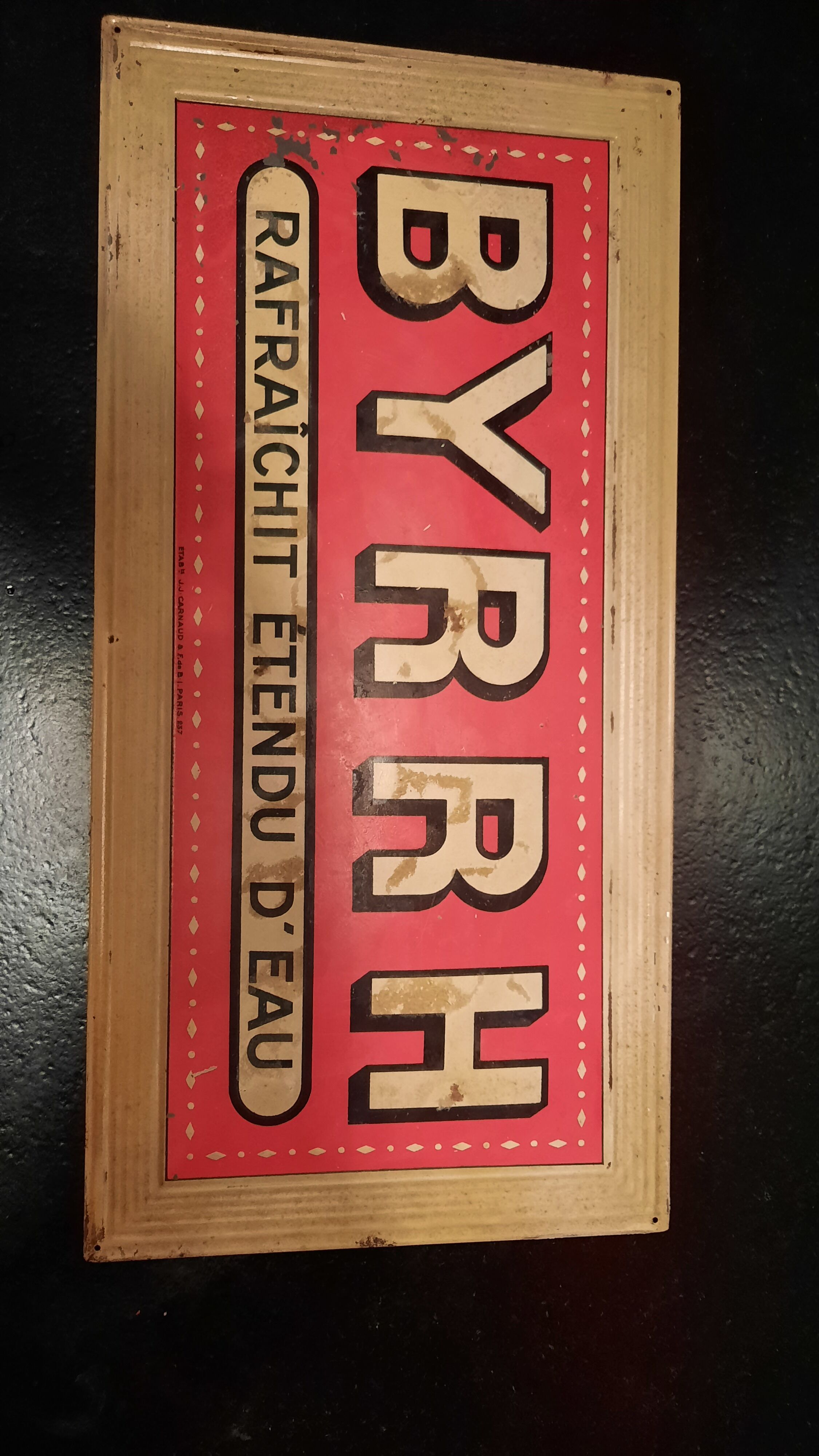 Advertising painted plaque