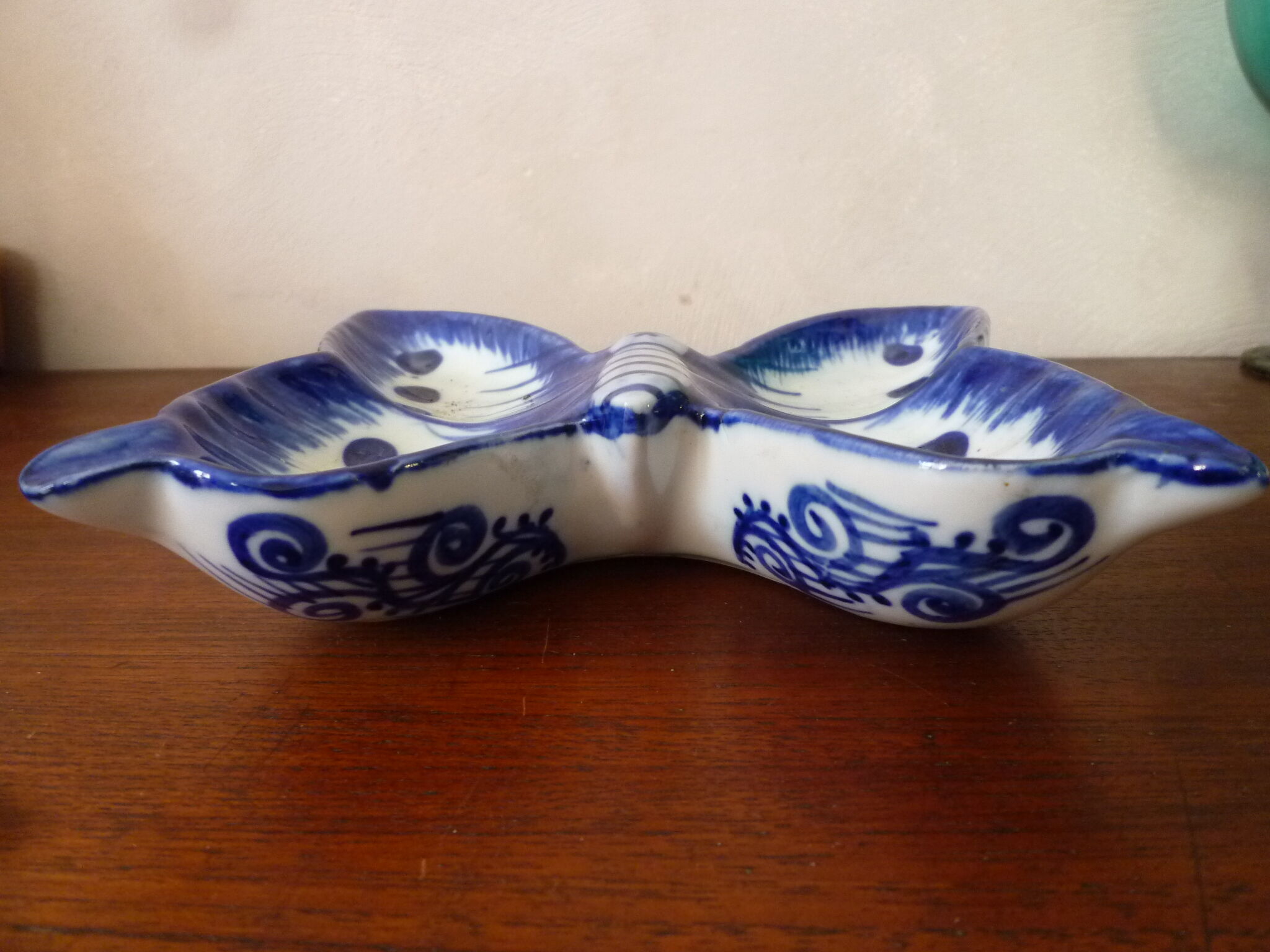 Ceramic butterfly trinket bowl