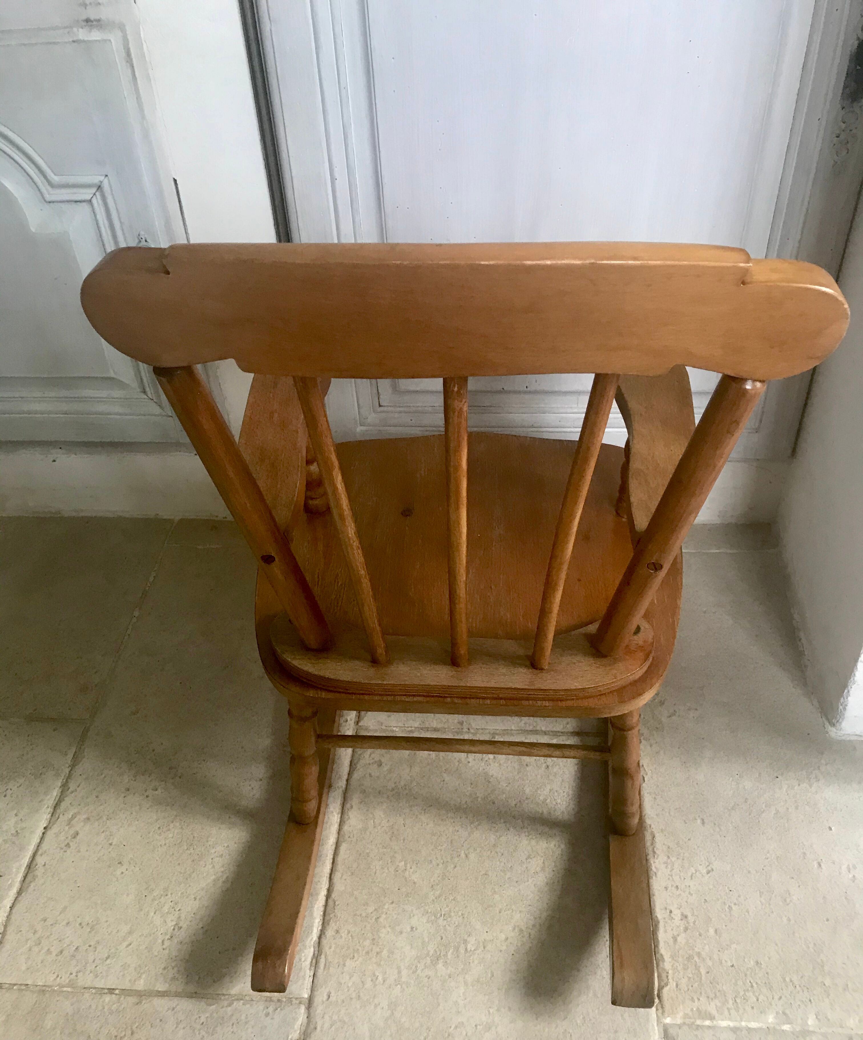 Rocking-chair child in beech