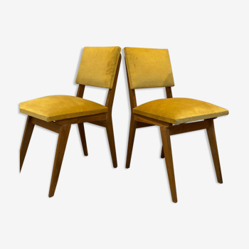 Pairs of chairs