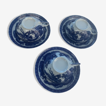 3 tasses et 3 soucoupes en porcelaine blanche motif de dragons bleus vintage