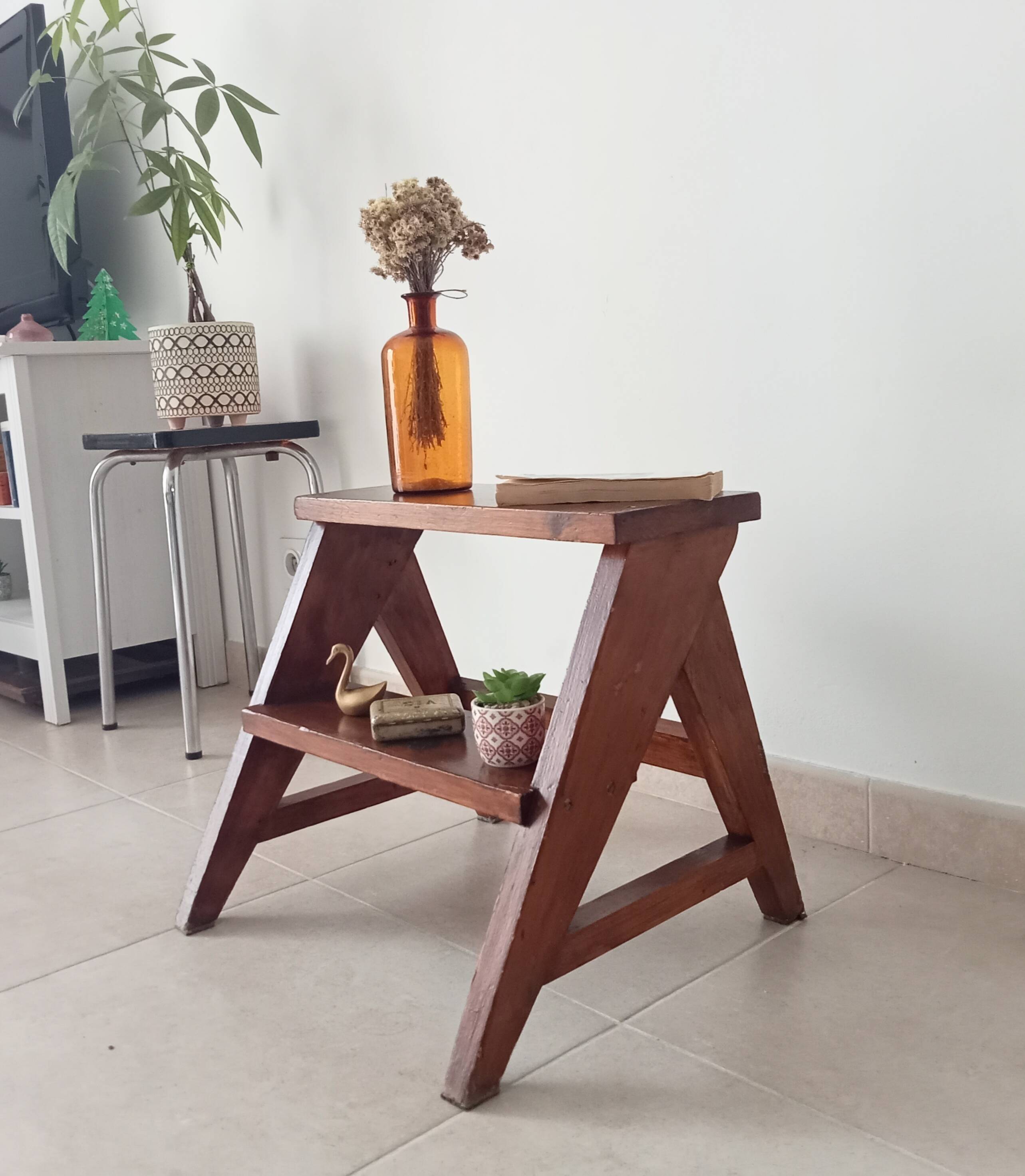 Vintage painter's stepladder