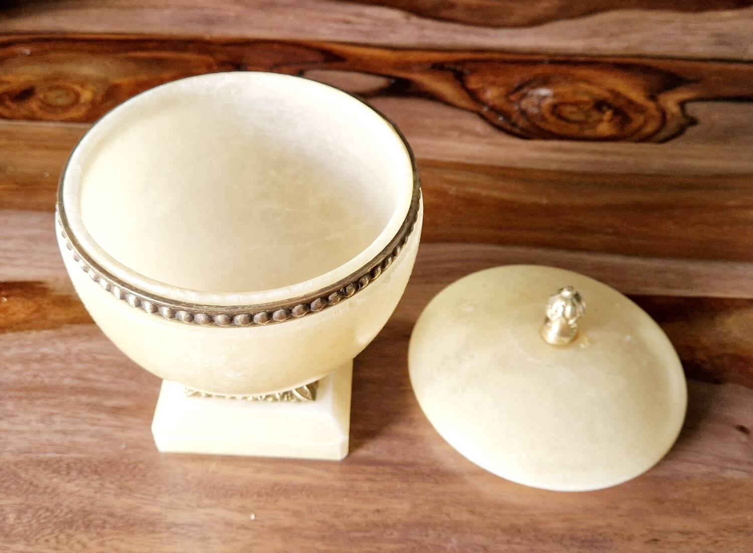 Empire style marble candy box