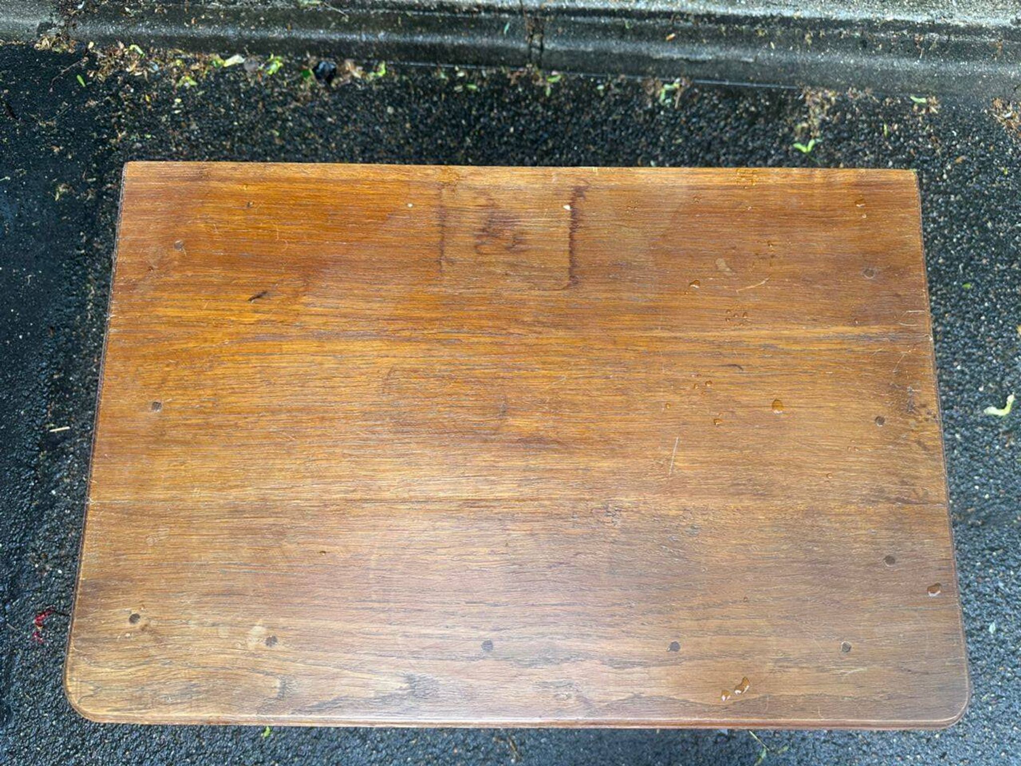 Buffet commode vintage en bois massif du XIXème siècle