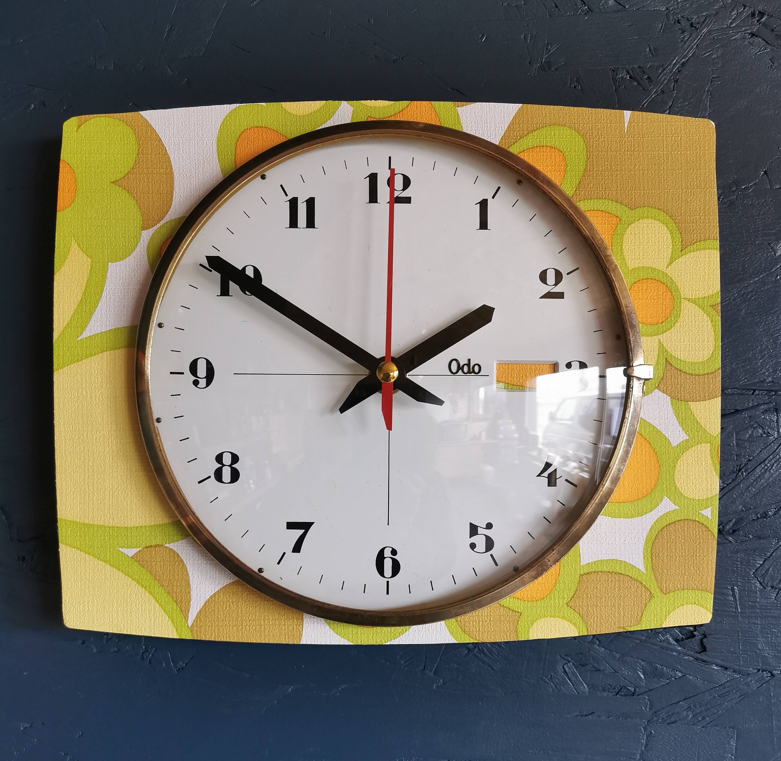 Vintage formica clock rectangular silent wall pendulum "Odo flowers"