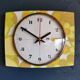 Horloge formica vintage pendule murale silencieuse rectangulaire "Odo fleurs"