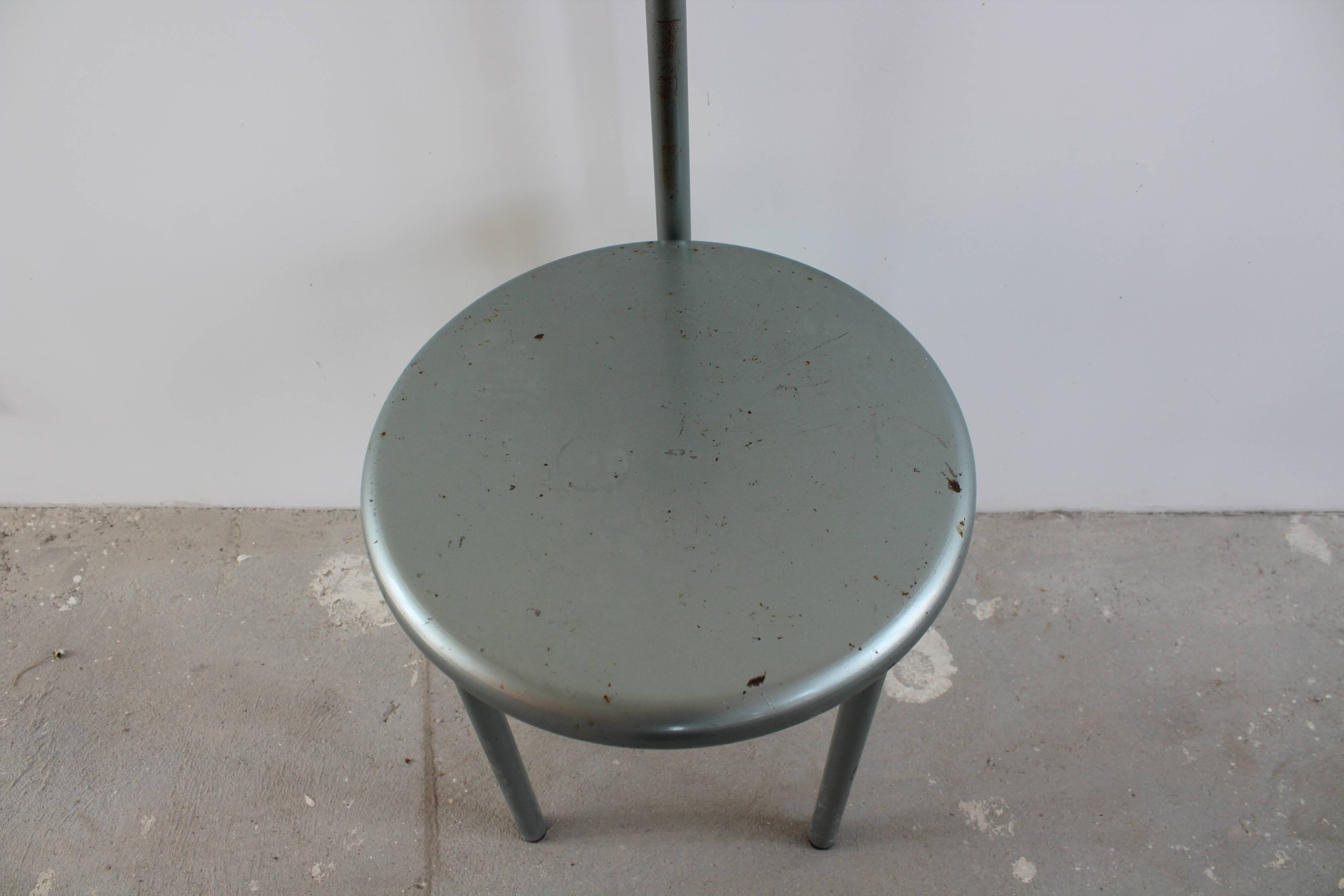 Tripod chair / stool from the 1980s
