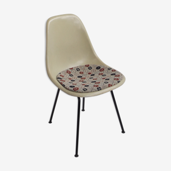 Chair Eames, "Dsx"