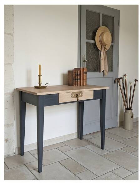 Vintage entry console