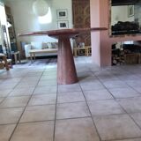Table à manger en travertin rouge 120 cm de diamètre