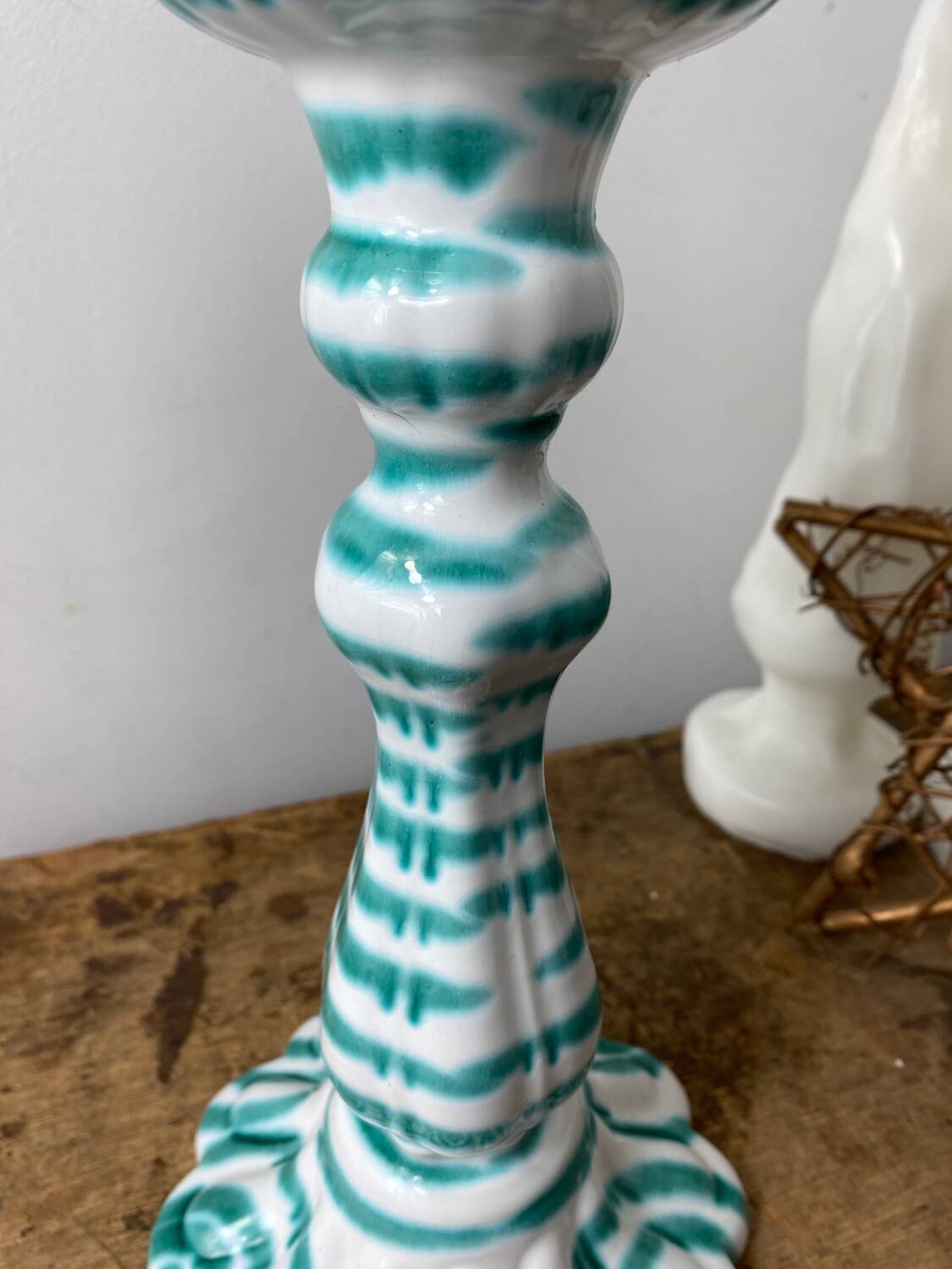 Ceramic candle holder