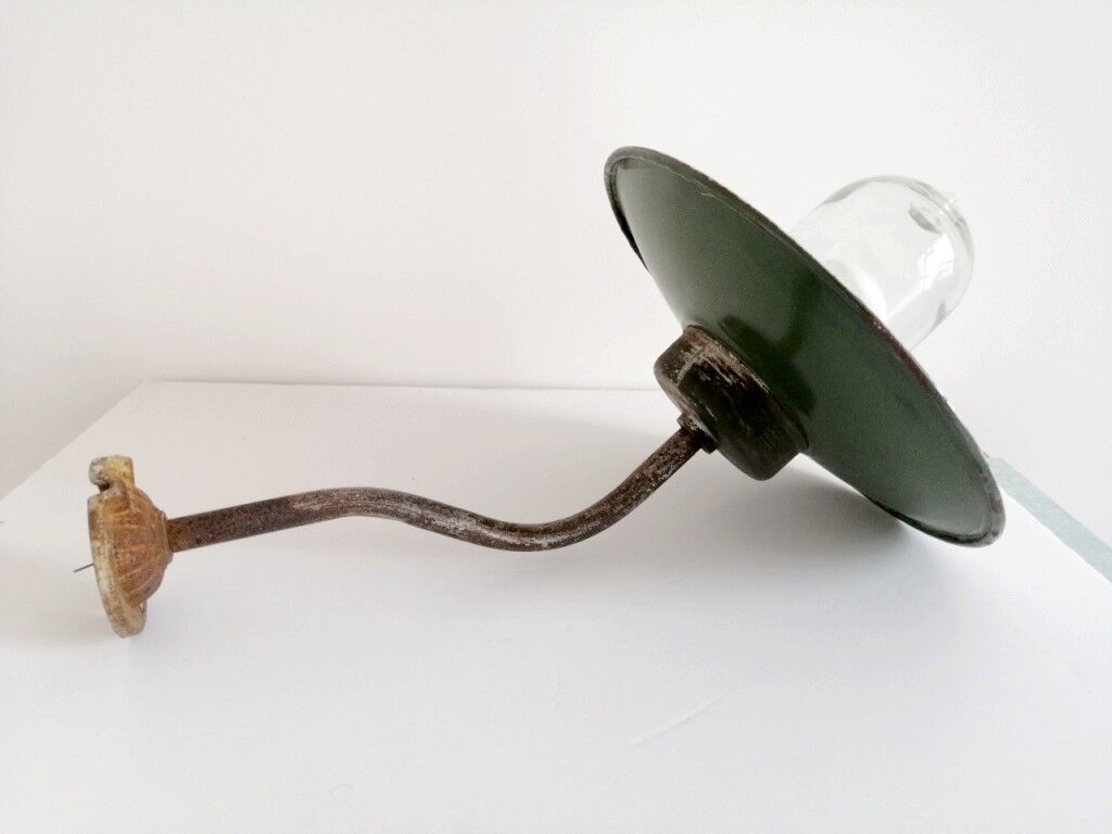 Swan neck sconce in enamelled sheet metal 50