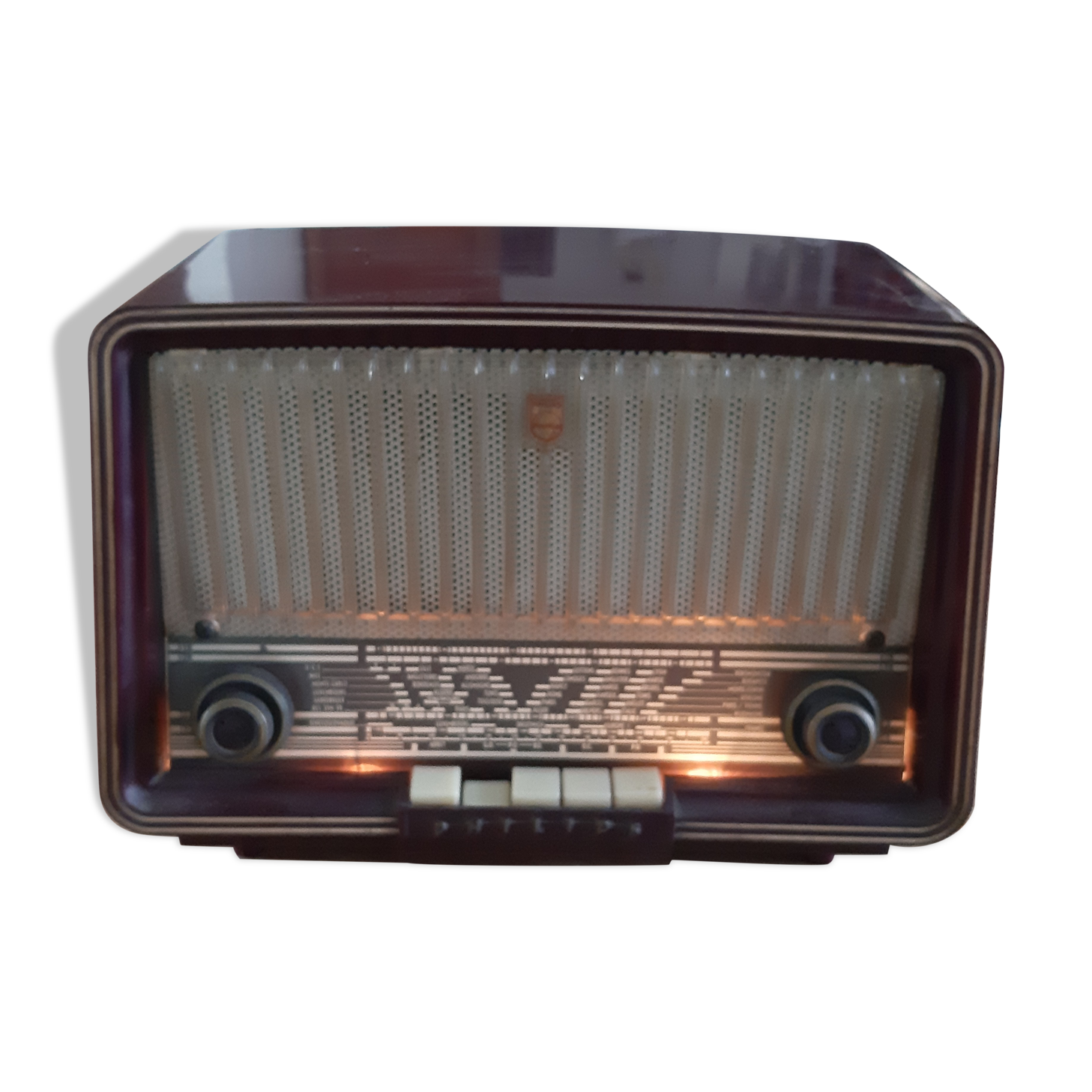 Philips vintage radio in bakelite