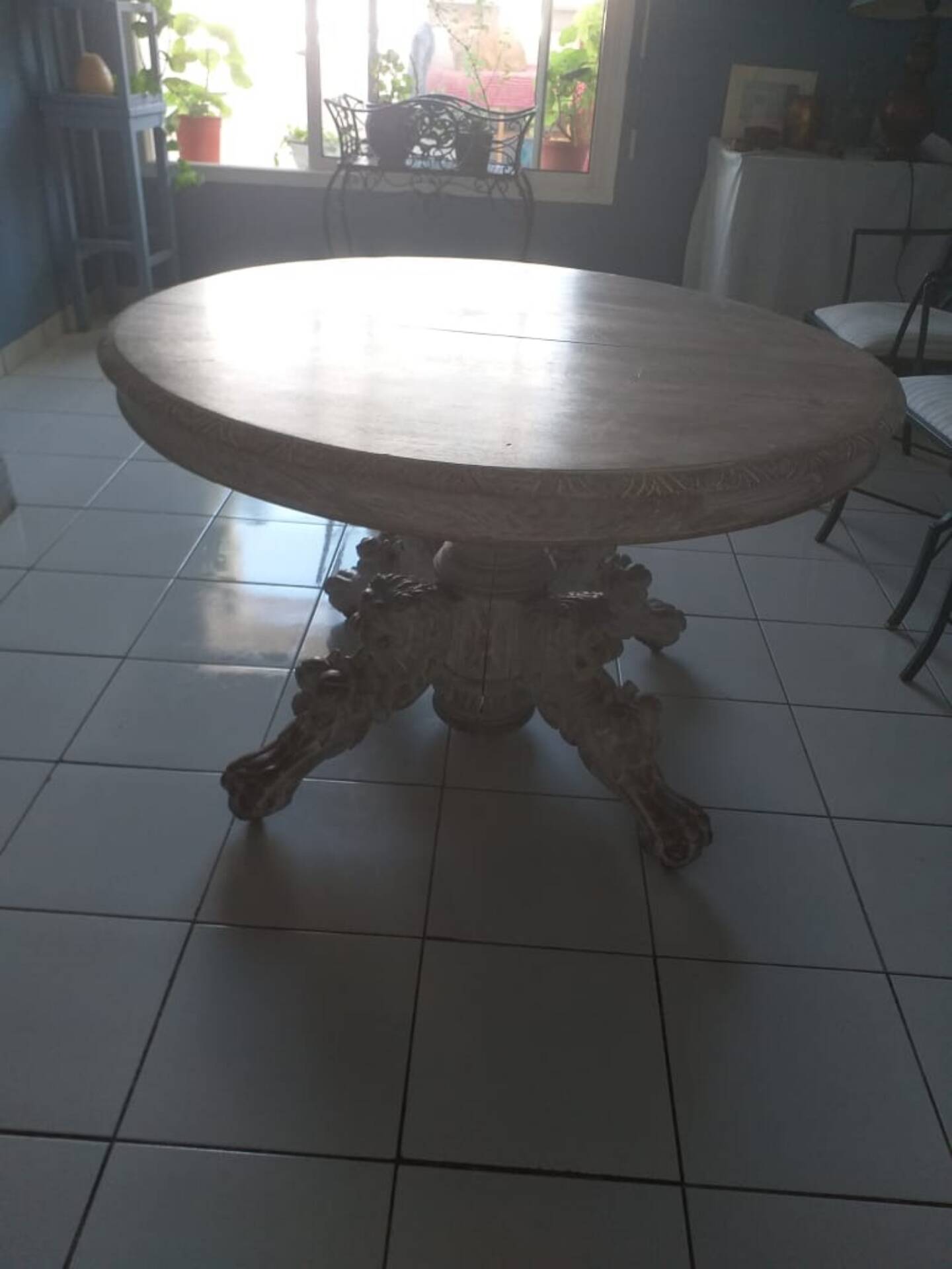 Belle table en chêne