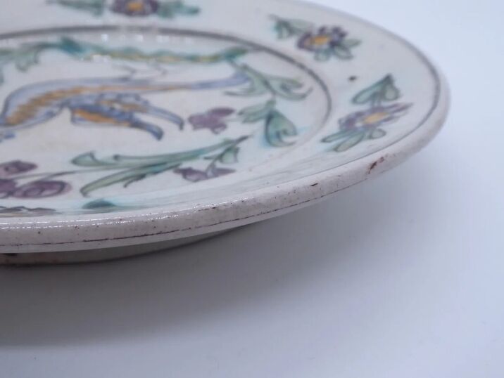 Decorative earthenware plate