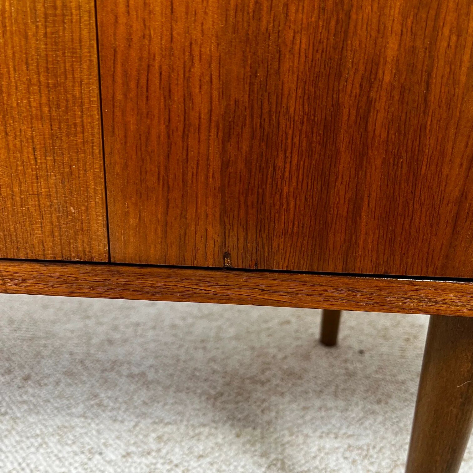 Buffet bas en placage teck, 1960/70, Midcentury modern