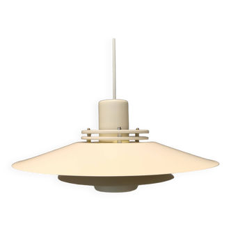Danish Hanging lamp in white lacquered metal (not shiny white more cracked white) 1980s